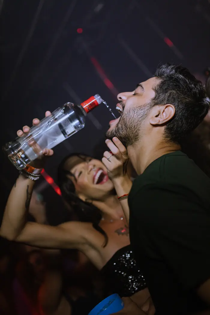 SUBSTATION CLUB | COPACABANA · 17