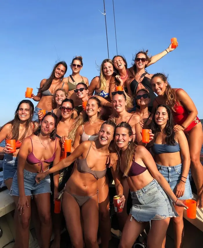 EL BARQUITO DE LA LOCURA | R.T.E TRAVEL · 10