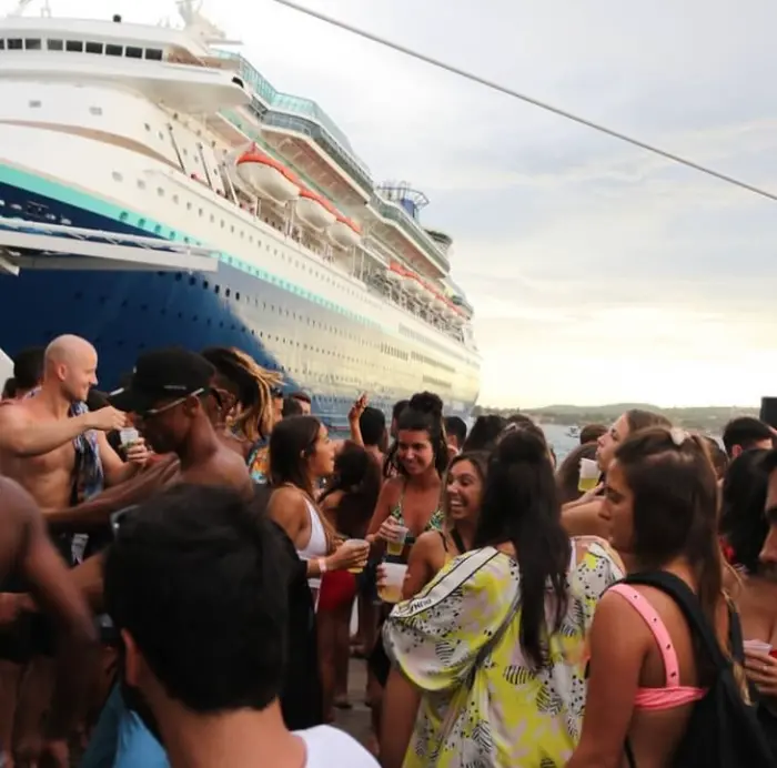 BOAT PARTY DEMBOW BUZIOS | CATAMARAN · 9