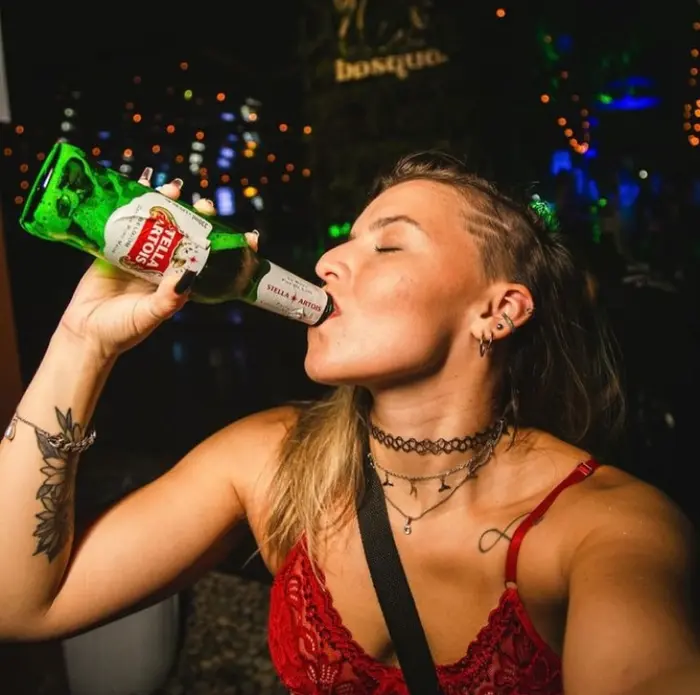 BOSQUE BAR · 23