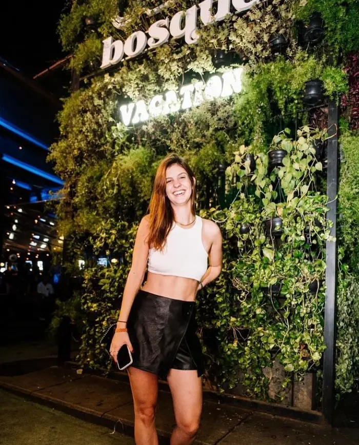 BOSQUE BAR · 17