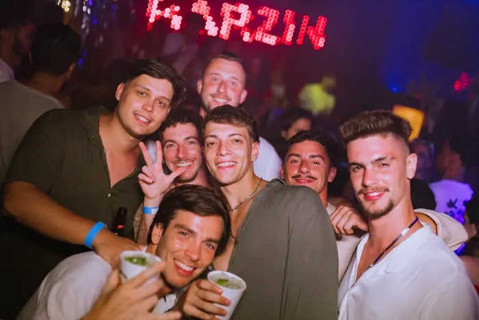 BARZIN IPANEMA  · 14