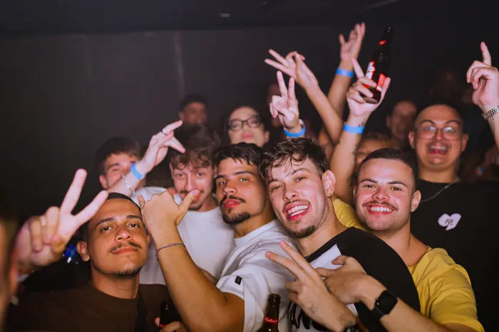BARZIN IPANEMA  · 13