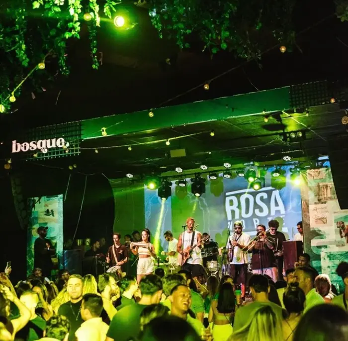 BOSQUE BAR · 22